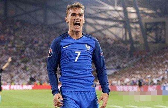 最佳团队奖姆巴佩,最佳球会荣耀球员姆巴佩