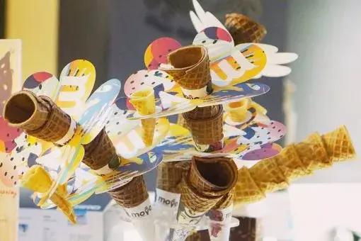 只活5分钟的短命冰激凌，花椒味PK咸蛋黄味，谁更好吃？