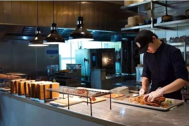 大董怎么应对高端餐饮的不利竞争,大董餐饮经营理念