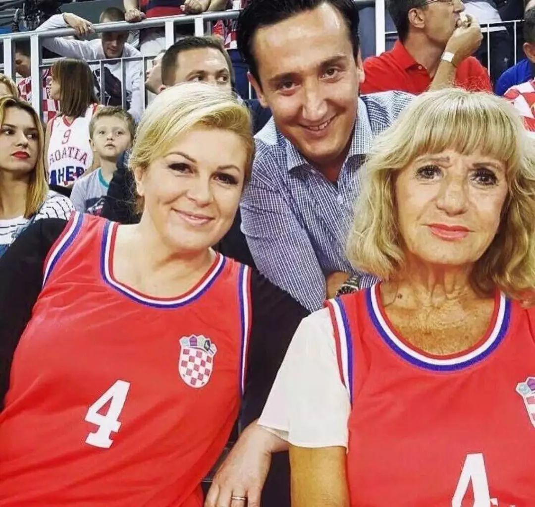 世界杯法国夺冠后狂欢,世界杯法国夺冠2006