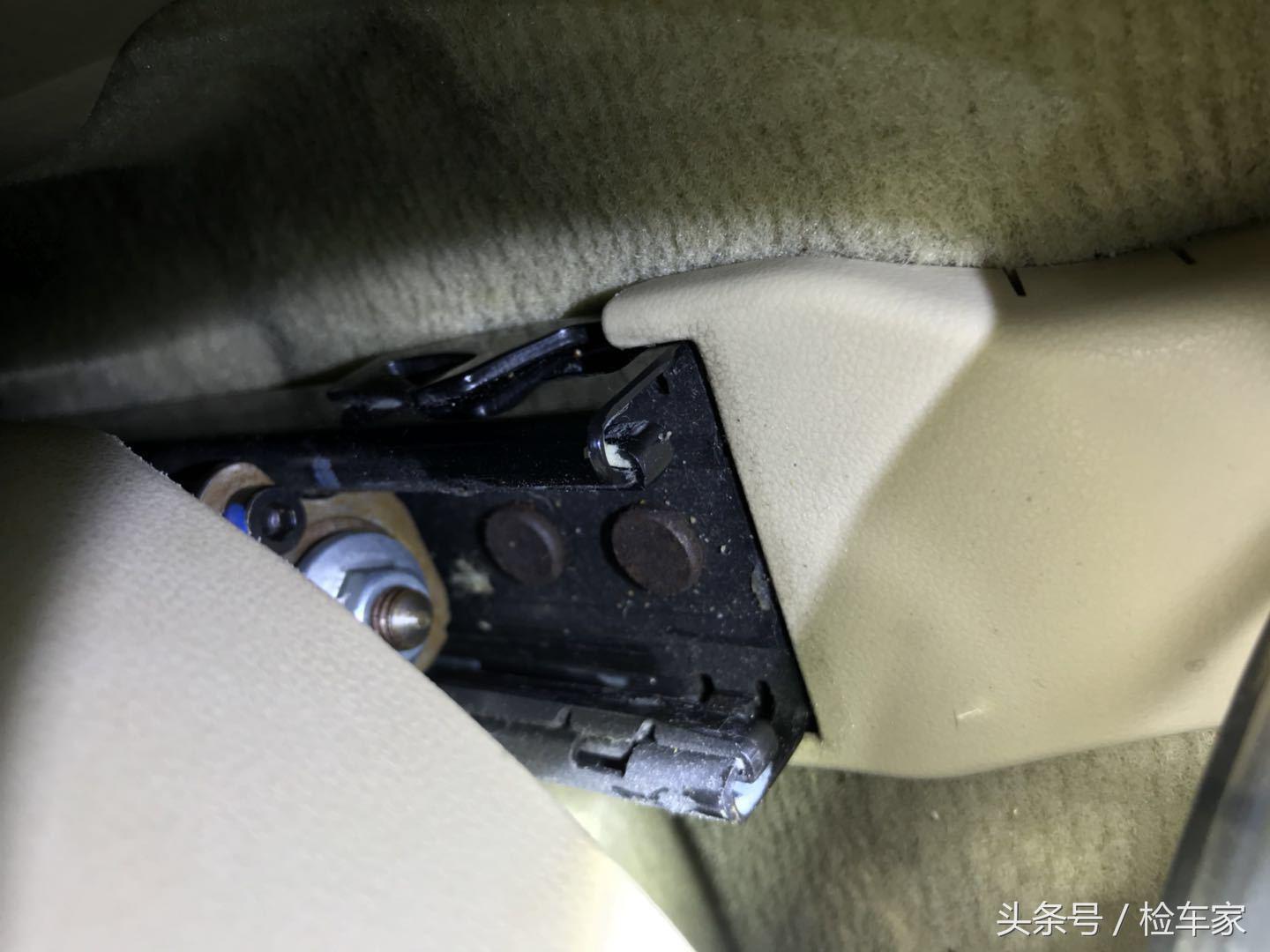 曾经行政级车的王者？13年的丰田皇冠还要9万块！