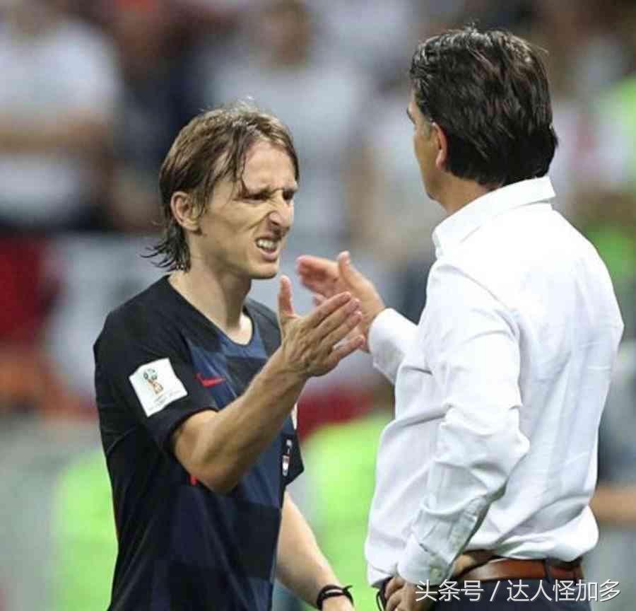 克罗地亚人脱下衣服让世人看透：哪有什么奇迹只有普通人含泪奔跑