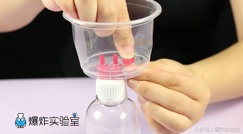 水由低处引向高处原理,虹吸原理怎么把低处的水吸到高处