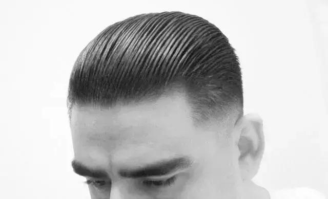 发泥好还是发油好用,发泥好用还是发油