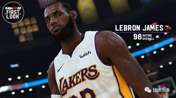 旭旭宝宝直播间惊现日服第一男枪,绝地求生吃鸡蓝洞