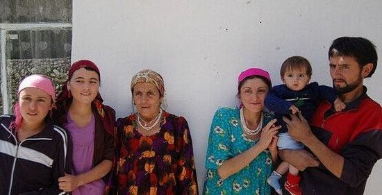 男人奇缺的塔吉克斯坦，谁来拯救？