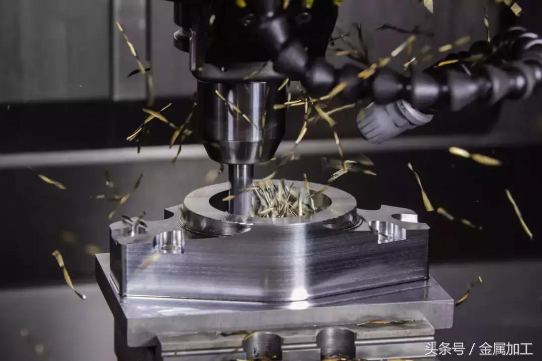 中国现在有先进的数控机床吗,中国的数控机床处于什么水平