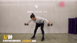 十个绝佳的哑铃训练动作,哑铃训练动作展示图