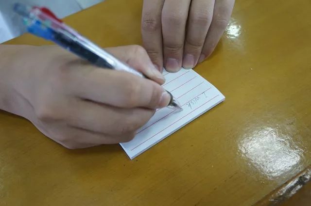 看“球”明理，青浦监狱外国籍服刑人员“世界杯”主题教育走心了！