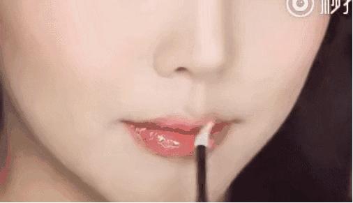 3分钟搞定的心机妆！男朋友都夸我“素颜”美的冒泡！