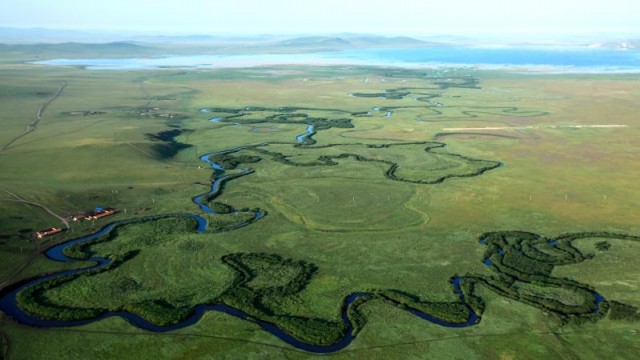 狼图腾拍摄地天边草原乌拉盖,天边的草原乌拉盖狼图腾拍摄地