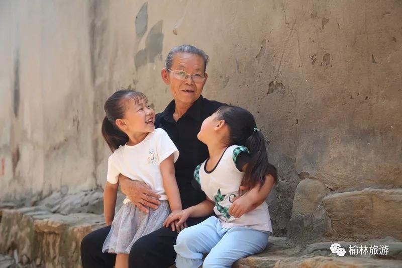 绫宠剛绐戞礊鍙ゅ煄闂ㄧエ,闄曞寳绫宠剛绐戞礊鍙ゅ煄