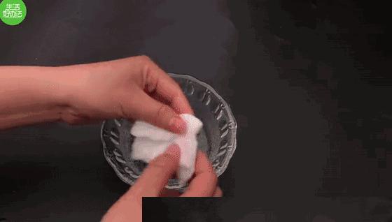 冰箱胶条发霉是什么原因,冰箱胶条发霉用什么白醋