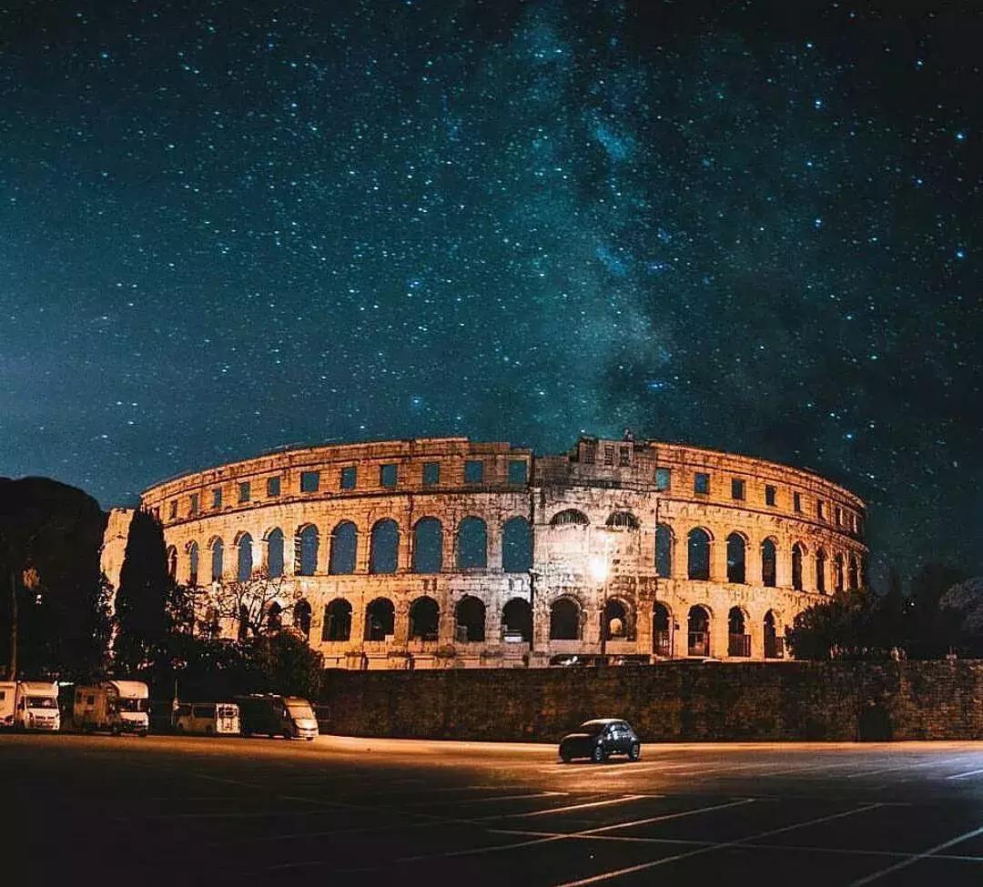 克罗地亚在哪里比赛,克罗地亚在哪里在哪个洲