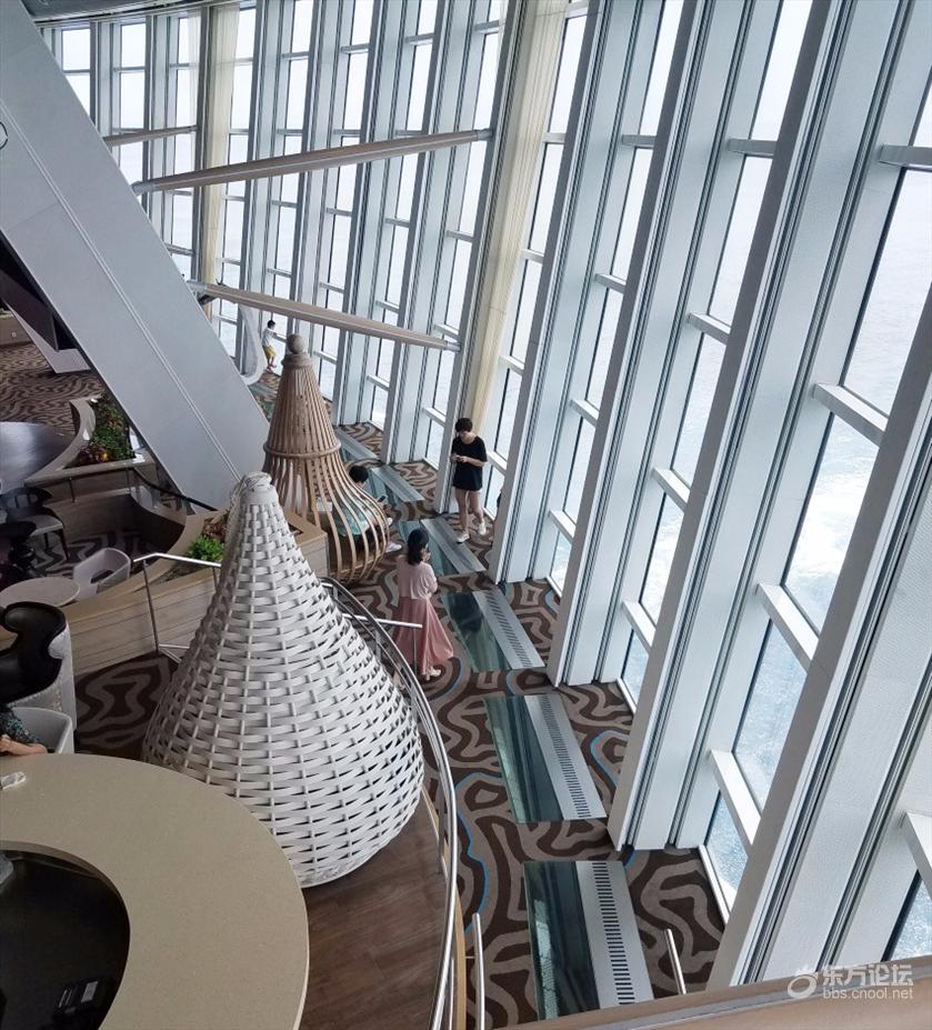 皇家加勒比游轮量子号游记,坐海洋量子号游轮旅游攻略