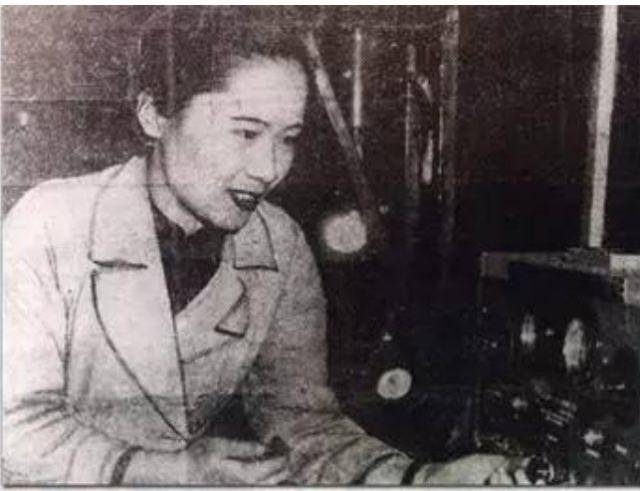 父亲参加过反袁运动后30年，她嫁给了袁世凯的孙子