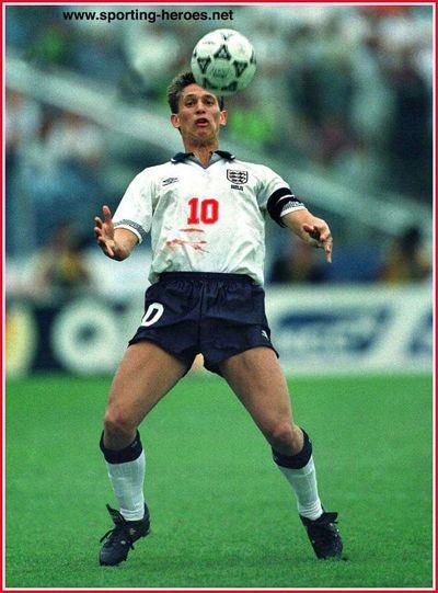 足球史上十大传奇足球巨星,谁是足球史上最伟大的6号