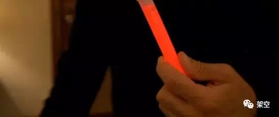 不靠特效,这些科幻片照样好看