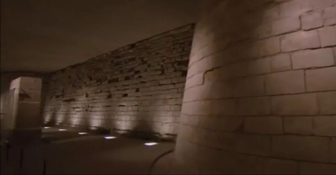 几个男人的口味，造就了今天的世界博物馆之最｜硬派历史