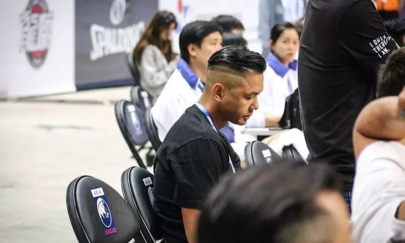 姚明对cba球员,姚明接受采访展现高情商