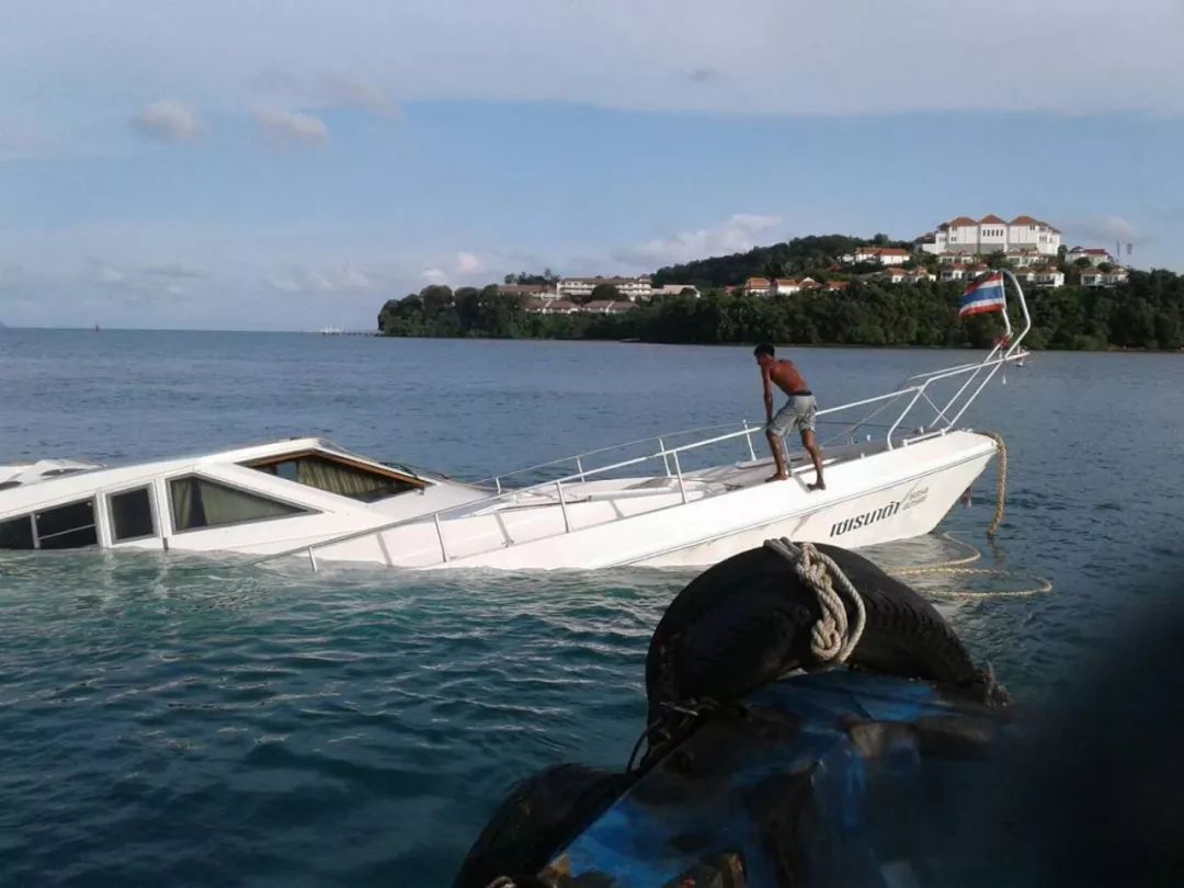 泰国沉船事故幸存者讲述,泰国沉船事件幸存者自述