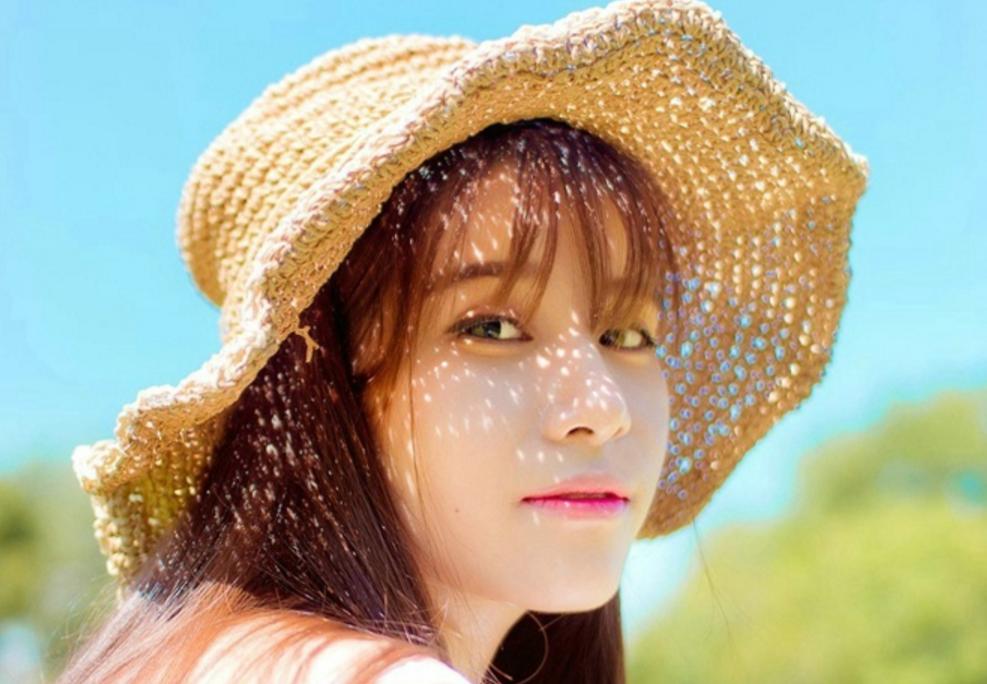 手指上全是血，她哭着“苏哲宇，我把心给你，我把心给你看……”