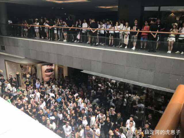 c罗故宫行出场费,c罗故宫秀球技视频