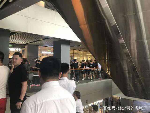 c罗故宫行出场费,c罗故宫秀球技视频