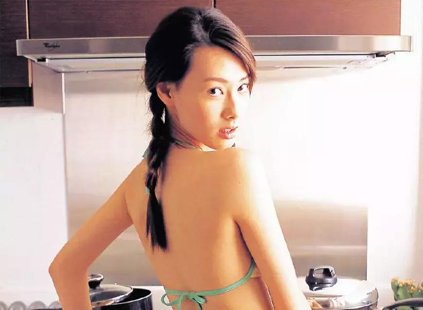 十大女星黄圣依刘亦菲,影视圈内最美十大女子