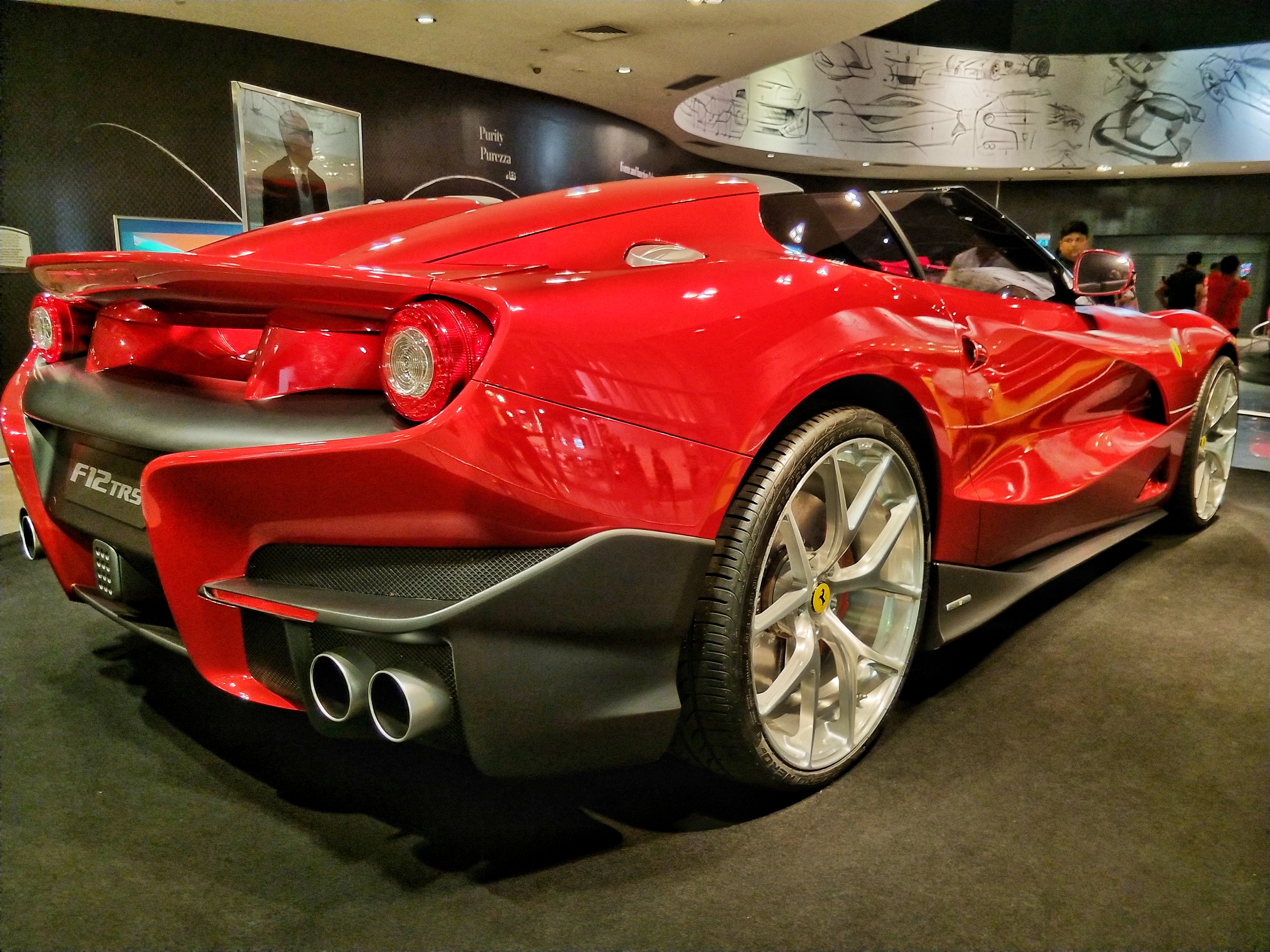 阿联酋法拉利主题公园的特点,阿布扎比法拉利公园图片