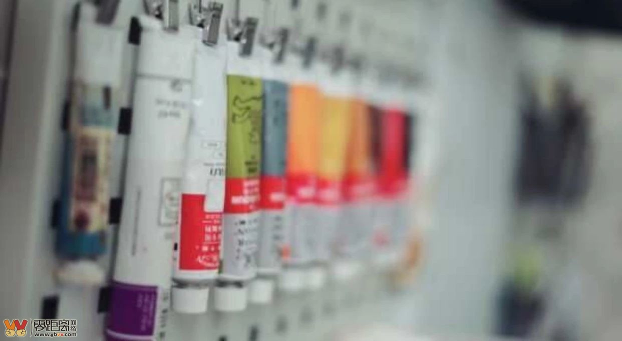 宜宾传奇80后电视台的工作不要去自己开工作室，终成模玩第一人！