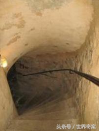 受害者既为凶手争风吃醋！离奇案件之地窖*奴性**案！