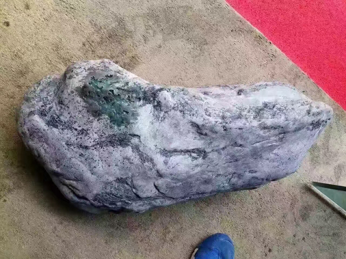 您了解什么是翡翠的种和地吗,翡翠原石怎么样才是最好的