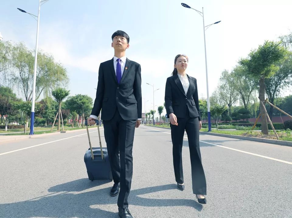 探秘怎么赚钱的,探秘高薪工作