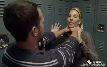 女子遇到危险如何自救,女性受到威胁怎么报警