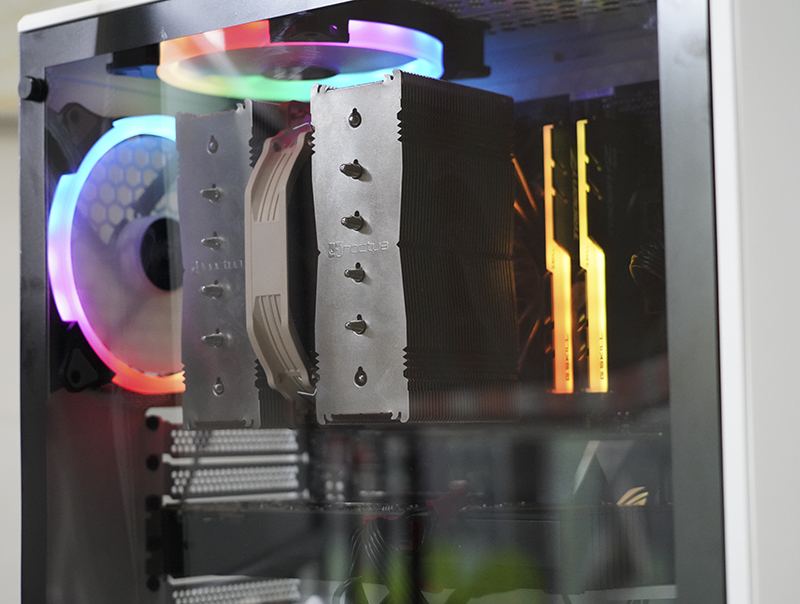 aigo爱国者月光宝盒t20炫光版,爱国者月光宝盒t20机箱前盖怎么拆