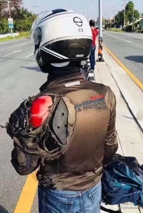 因为热浪，你就要丢盔卸甲？致最不专业的摩友！