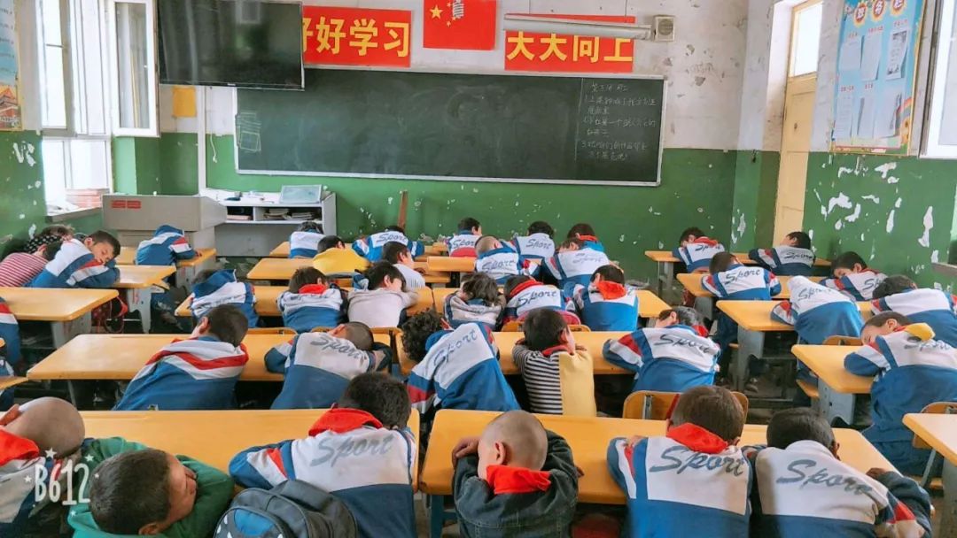 在山里支教什么感觉,去山区支教是种怎样的体验