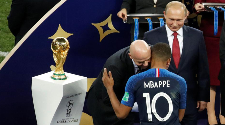 「世界杯总结篇1」中国足球,可别看了一届假世界杯!