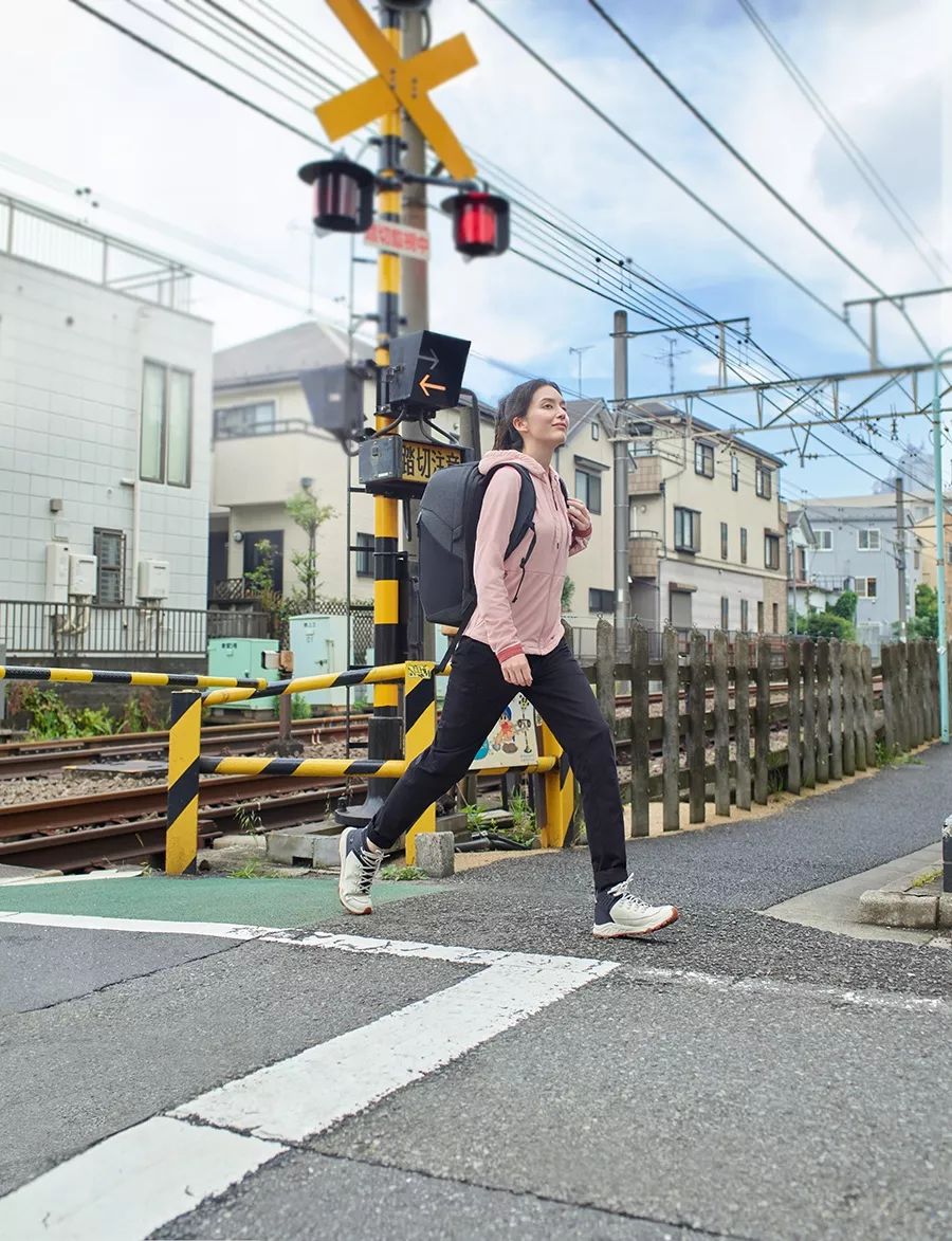 娼椈蹇salomon鍙戝竷鍏ㄦ柊铻嶅悎,娼椈蹇