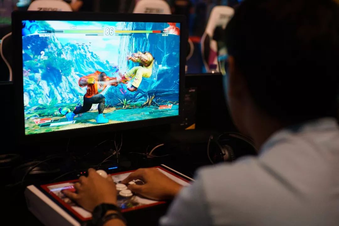 陪孩子玩的简单游戏,游戏陪玩哪个平台好