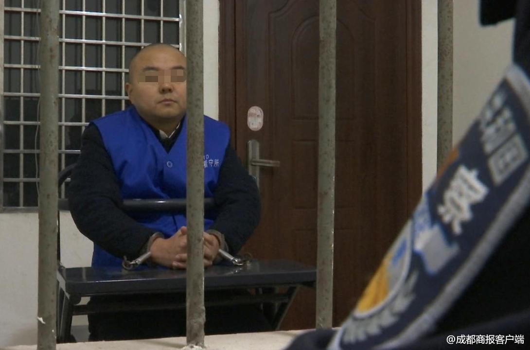 “鑫圆共享”*局骗**：投资30万回报5个亿，一群人拿着银行卡冲上去