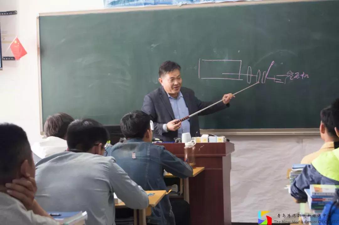 中国海洋大学鱼山校区步行到海边,青岛工程职业学院离海边有多远