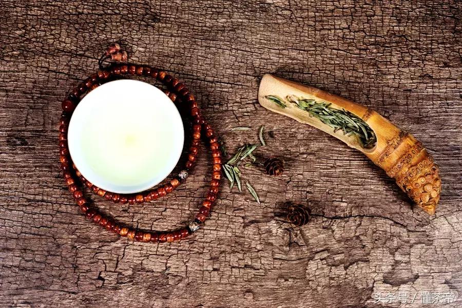 饮茶经典姿势,一张图看懂喝茶的好处