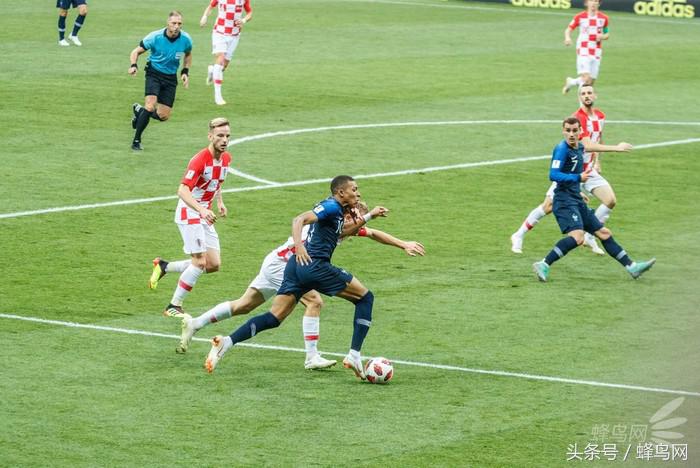 与EOS一起为足球喝彩1DXMarkII世界杯行摄记