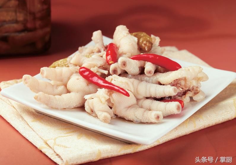 怎么自制泡椒凤爪窍门,在家自制泡椒凤爪的方法