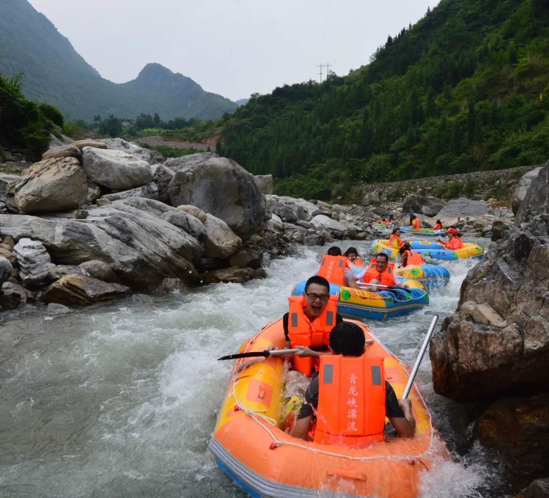 青龙峡漂流现场买票,青龙县啤酒节
