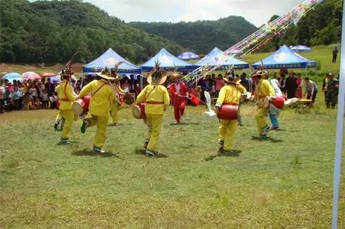 云南的火把节真热闹,云南最热闹的火把节