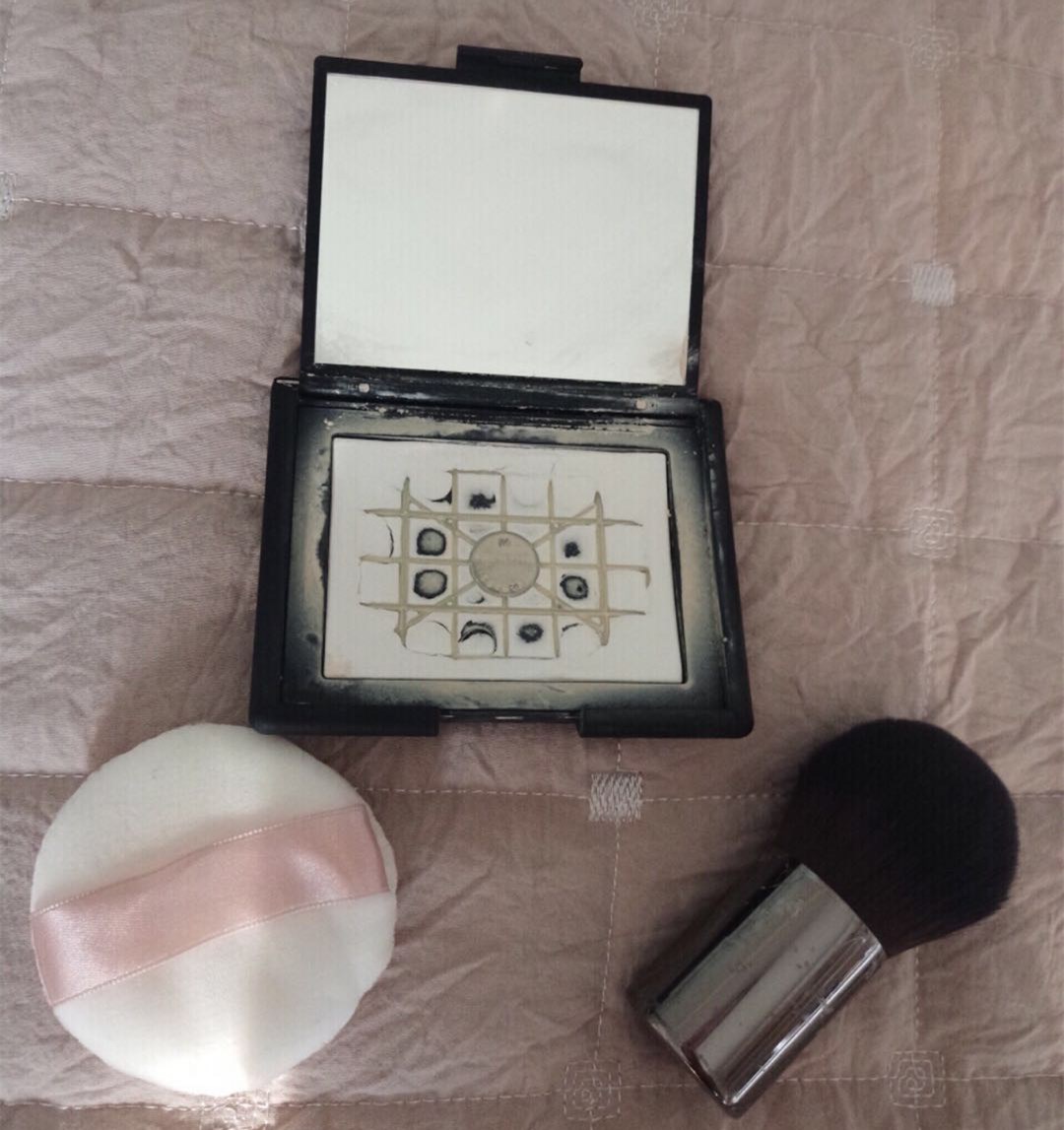 亲测最好用的油皮粉底液,大牌定妆产品推荐油皮