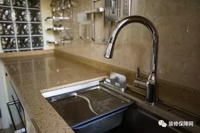 主卧装修打通阳台,主卧通阳台门和窗改造